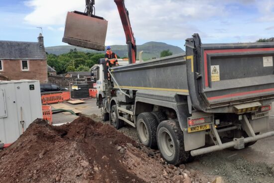 Grab Lorry Hire - Nationwide Grab Hire & Muck-Away Services