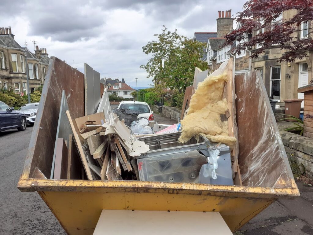 Nationwide skip hire by Waste Cloud Ltd, click here for a local skip hire quote near you