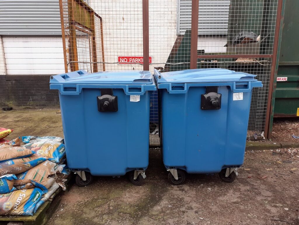 Wheelie Bin Hire in the UK, click here for a Wheelie Bin Hire quote near you